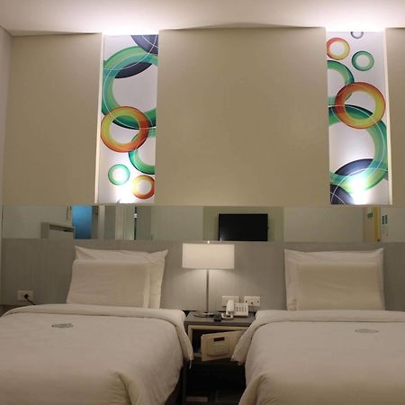 Go Hotels Butuan Butuan City Экстерьер фото