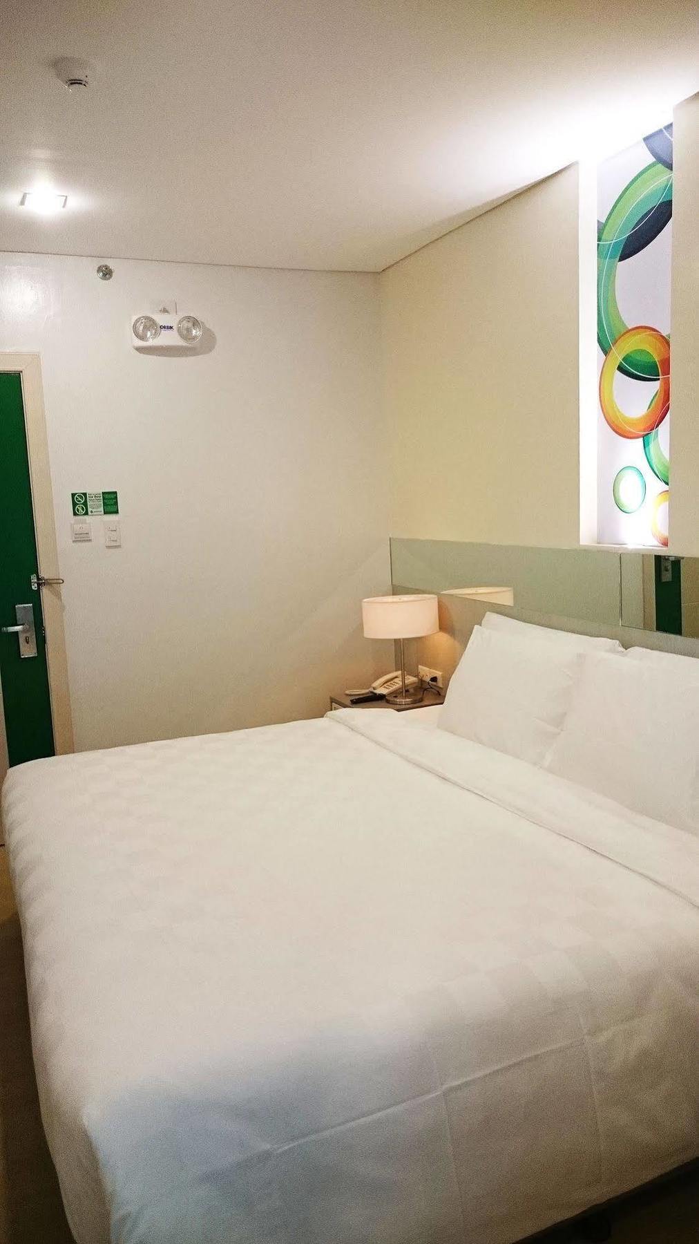 Go Hotels Butuan Butuan City Экстерьер фото