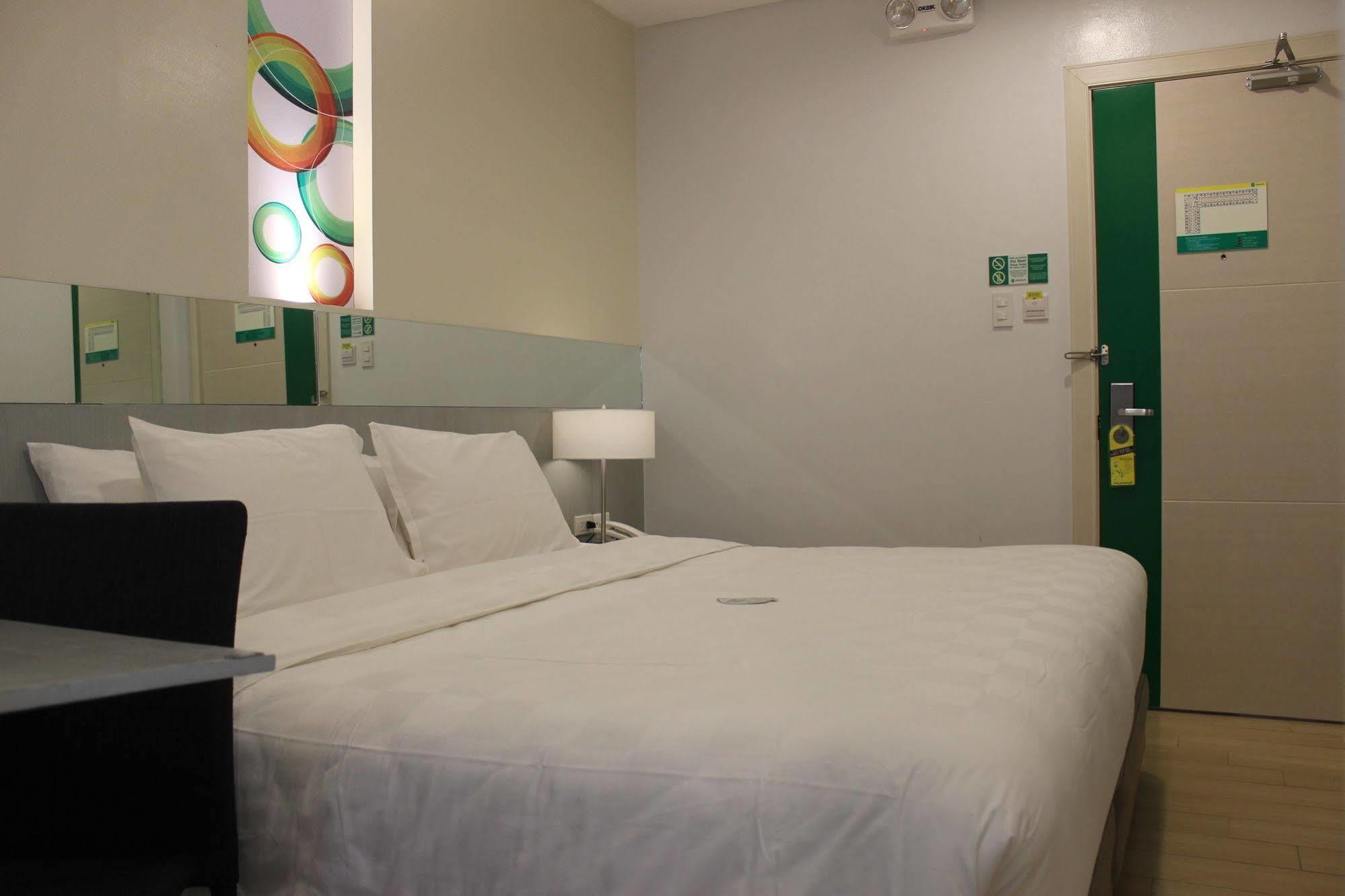 Go Hotels Butuan Butuan City Экстерьер фото